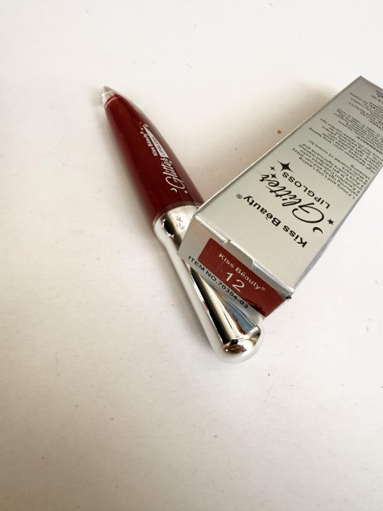 لیپ گلاس شاین Kiss Beauty مدل چاقویی Knife