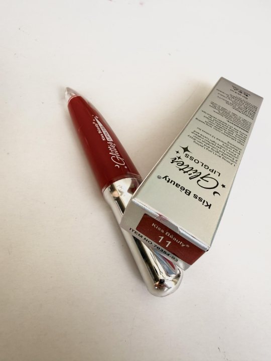 لیپ گلاس شاین Kiss Beauty مدل چاقویی Knife